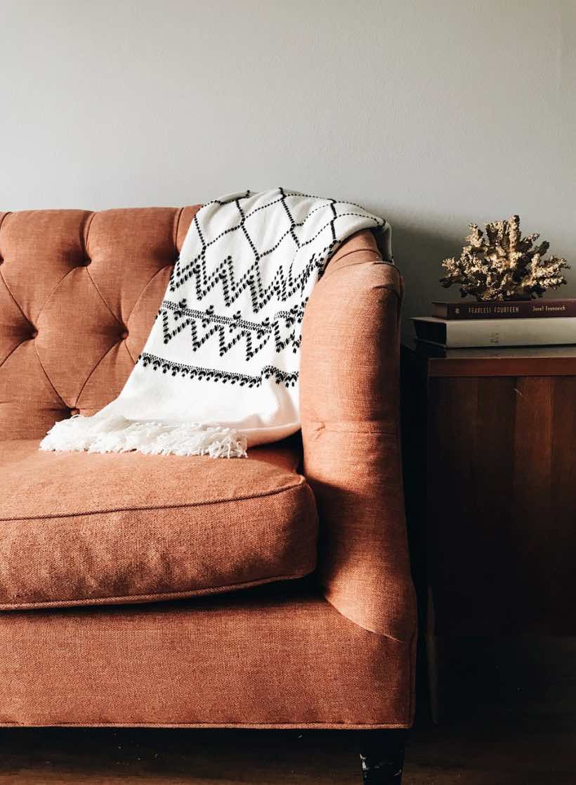 Welche Couch für kleine Wohnzimmer? Die 10 besten Tipps