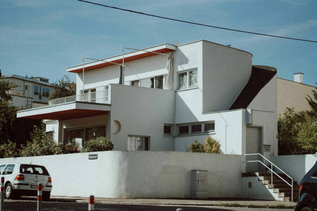 Bauhaus-Stil: Gebäude im Bauhauslook