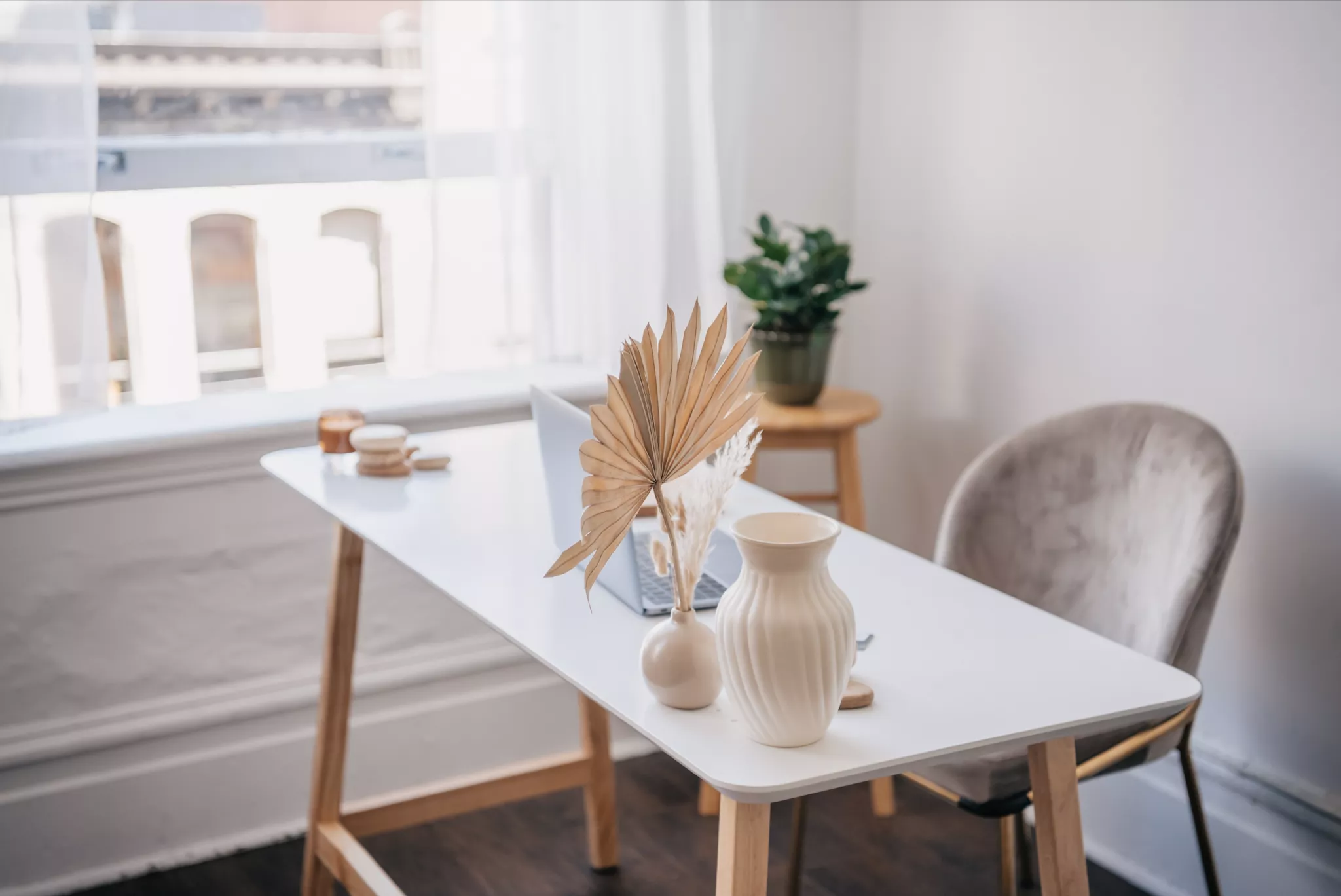 Büro Deko: 10 Ideen, die deine Produktivität steigern